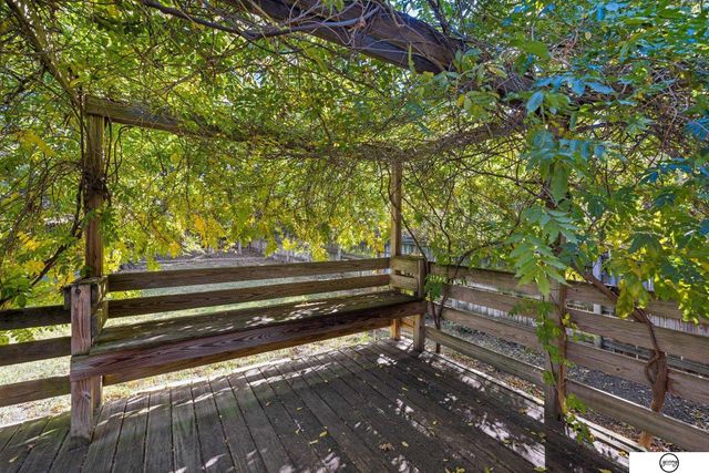 940 S Cotner Boulevard, Lincoln, NE 68510