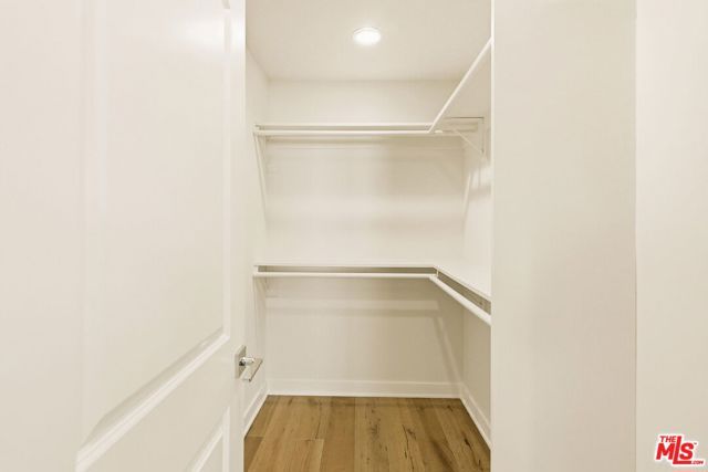 1026 S Windsor Boulevard, Los Angeles, CA 90019