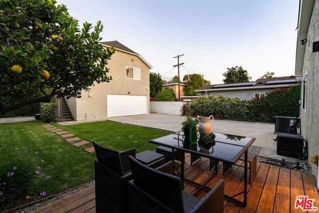 1026 S Windsor Boulevard, Los Angeles, CA 90019