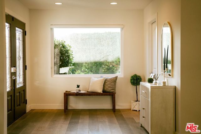 1026 S Windsor Boulevard, Los Angeles, CA 90019
