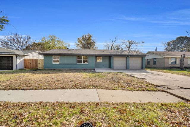 610 Colgate Drive, Lancaster, TX 75134