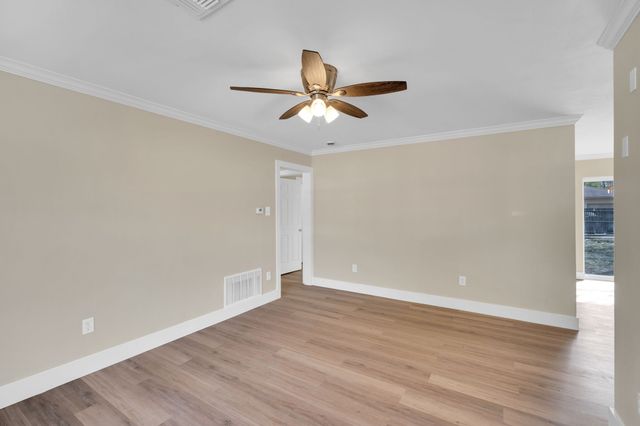 610 Colgate Drive, Lancaster, TX 75134