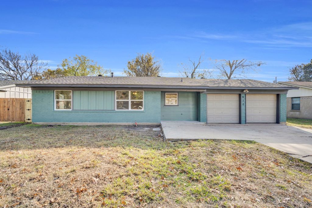 610 Colgate Drive, Lancaster, TX 75134