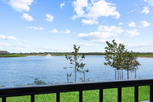 6011 Bella Breeze Dr, Katy, TX 77493