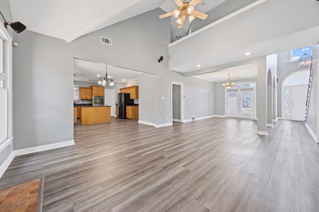 9050 DEER MEADOW CV, Cordova, TN 38016