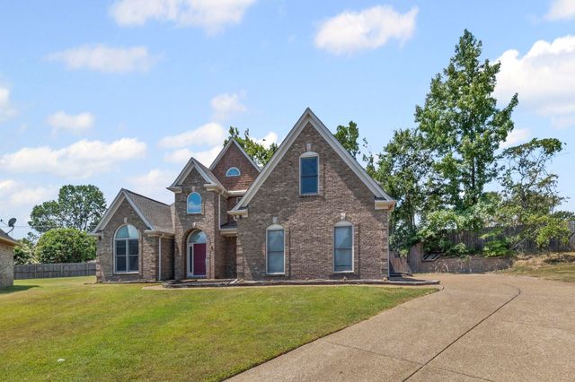9050 DEER MEADOW CV, Cordova, TN 38016