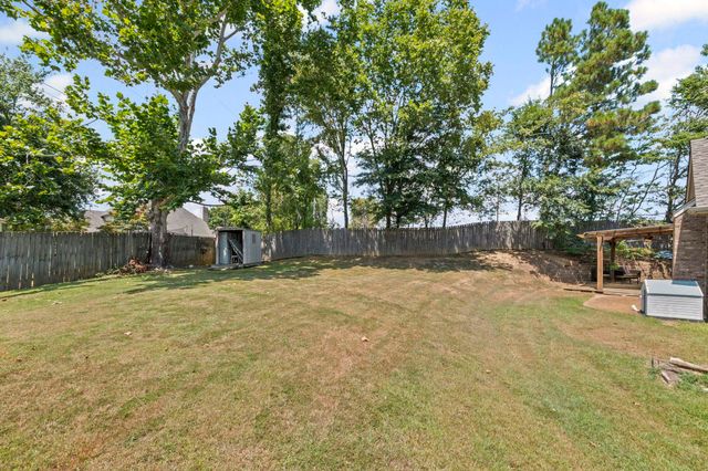 9050 DEER MEADOW CV, Cordova, TN 38016