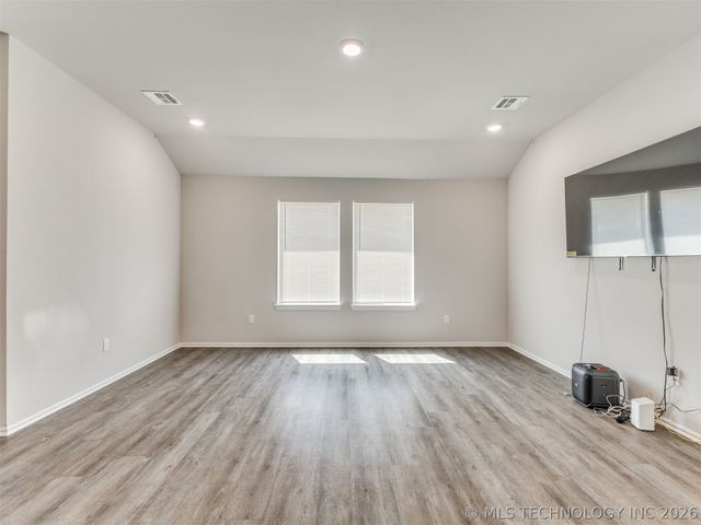 1825 E Vandalia Street, Broken Arrow, OK 74012