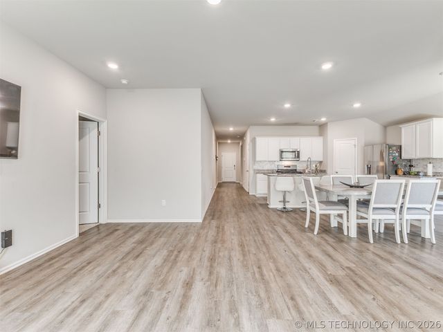 1825 E Vandalia Street, Broken Arrow, OK 74012