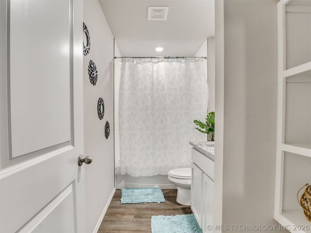 1825 E Vandalia Street, Broken Arrow, OK 74012