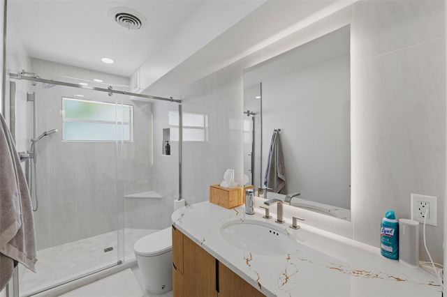 661 79TH CIRCLE S, St Petersburg, FL 33707