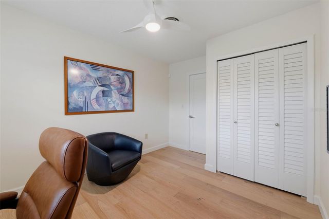 661 79TH CIRCLE S, St Petersburg, FL 33707