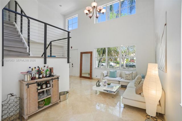 1317 Chenille Cir, Weston, FL 33327