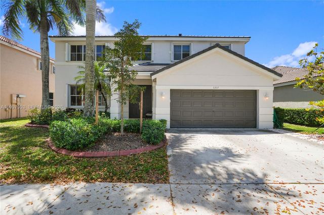 1317 Chenille Cir, Weston, FL 33327