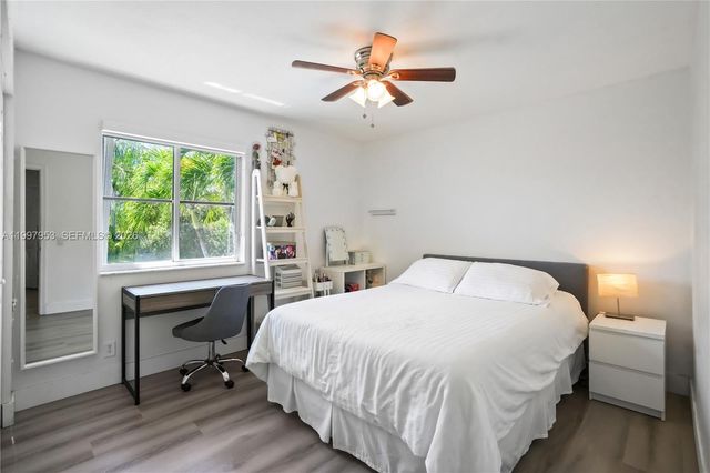 1317 Chenille Cir, Weston, FL 33327