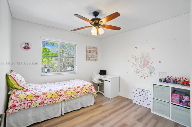 1317 Chenille Cir, Weston, FL 33327