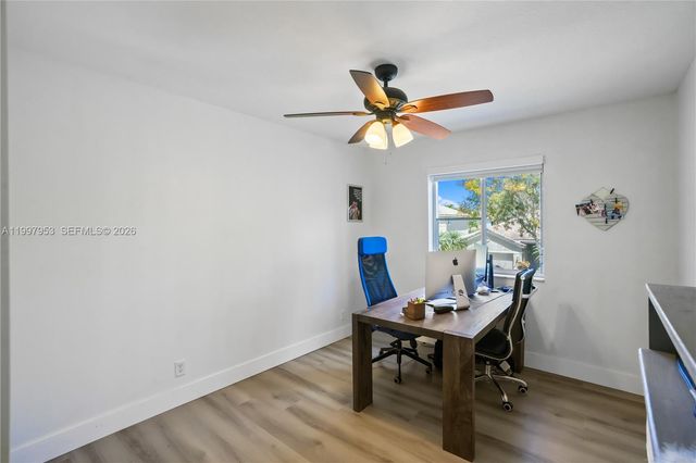 1317 Chenille Cir, Weston, FL 33327