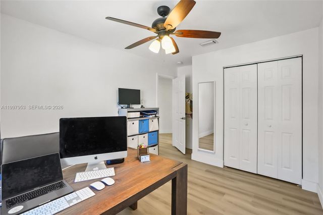 1317 Chenille Cir, Weston, FL 33327