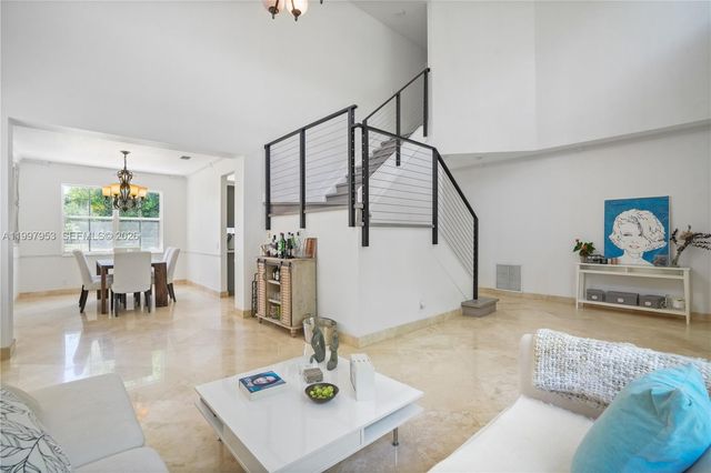 1317 Chenille Cir, Weston, FL 33327