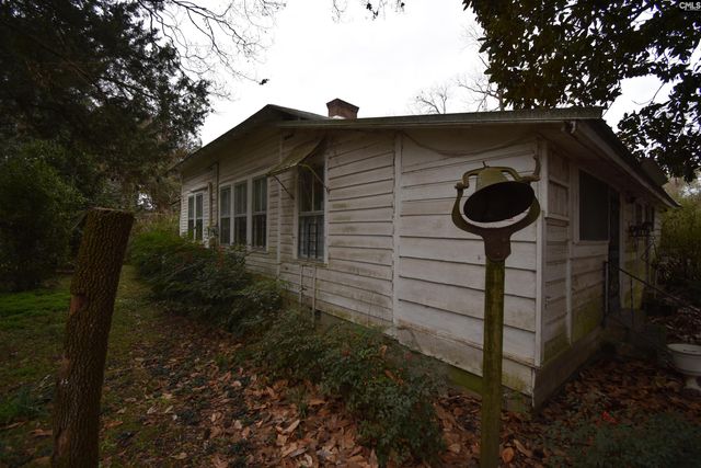 1917 Old Hopkins Road, Hopkins, SC 29061