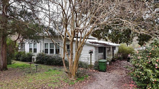 1917 Old Hopkins Road, Hopkins, SC 29061