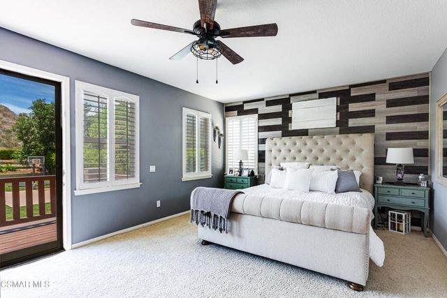 68 E Twisted Oak Drive, Simi Valley, CA 93065