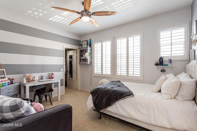 68 E Twisted Oak Drive, Simi Valley, CA 93065