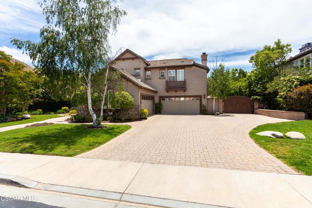 68 E Twisted Oak Drive, Simi Valley, CA 93065