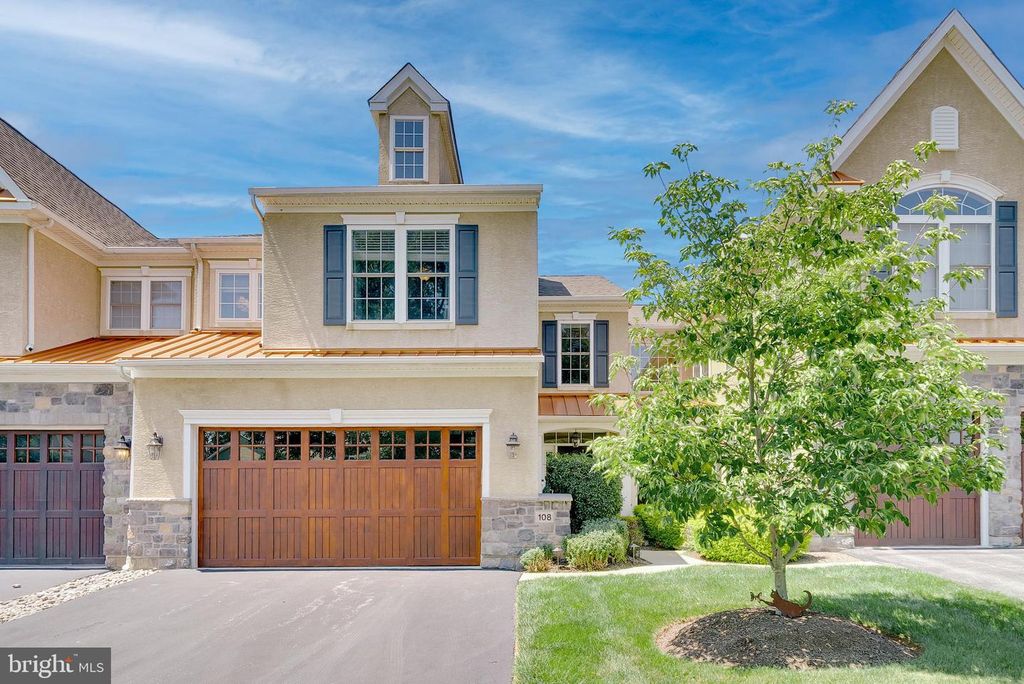 108 CARRIAGE CT, Plymouth Meeting, PA 19462