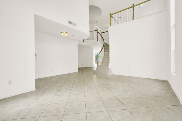 9037 Alexandra Circle, Wellington, FL 33414