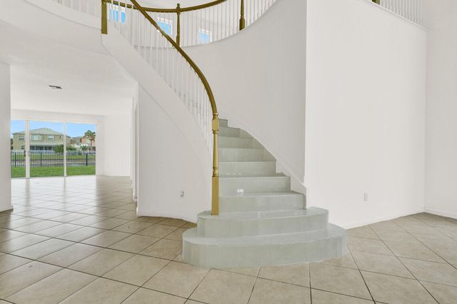 9037 Alexandra Circle, Wellington, FL 33414