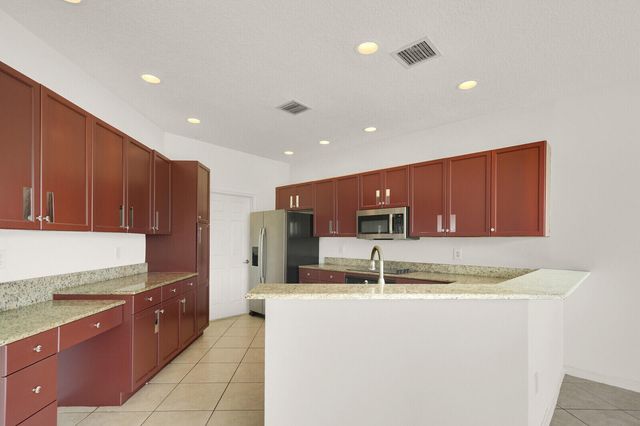 9037 Alexandra Circle, Wellington, FL 33414