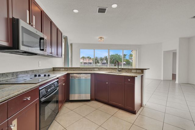 9037 Alexandra Circle, Wellington, FL 33414