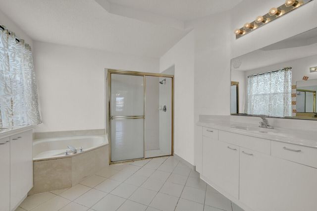 9037 Alexandra Circle, Wellington, FL 33414