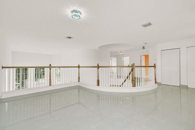 9037 Alexandra Circle, Wellington, FL 33414
