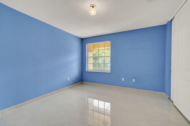 9037 Alexandra Circle, Wellington, FL 33414