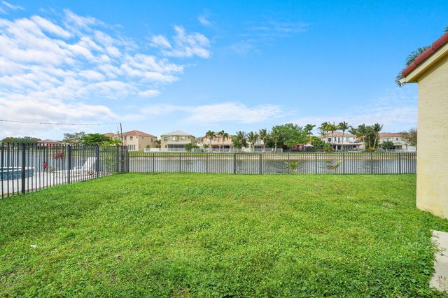 9037 Alexandra Circle, Wellington, FL 33414