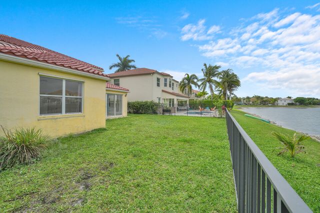 9037 Alexandra Circle, Wellington, FL 33414