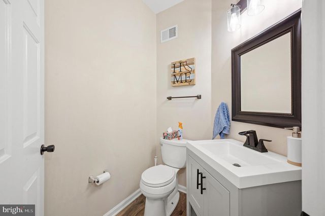 7005 MANAHOAC PL, Gainesville, VA 20155