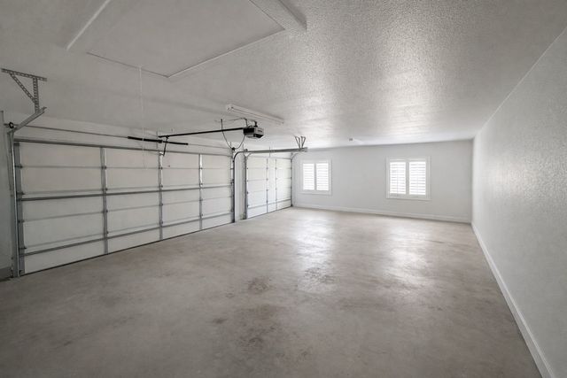 1410 S Shore Drive, Bonham, TX 75418