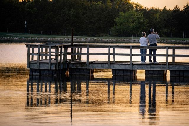 1410 S Shore Drive, Bonham, TX 75418