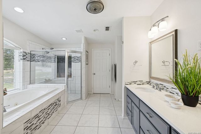 4669 Fm 2673, Canyon Lake, TX 78133