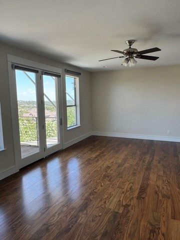 8500 Red Willow DR A, Austin, TX 78736