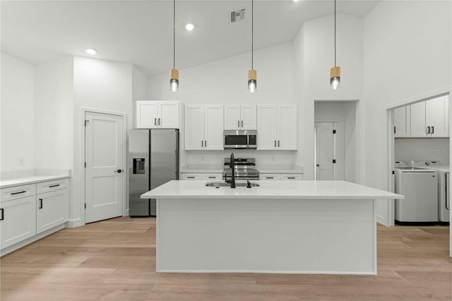 100 WILLOW RD, Ocala, FL 34472