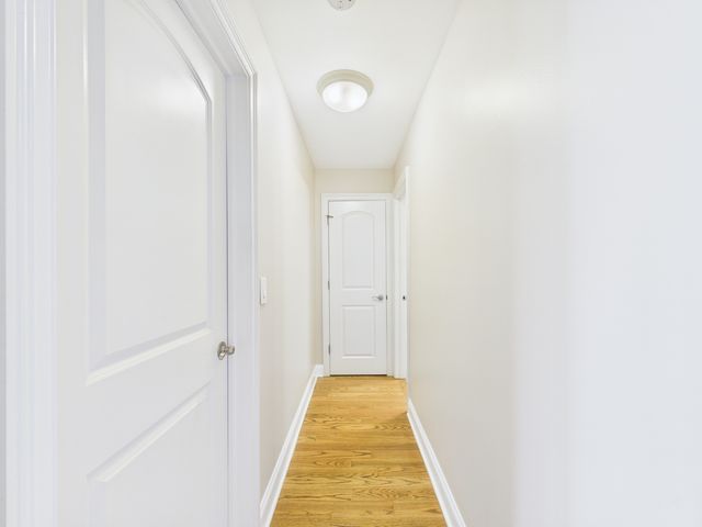 2210 S GOEBBERT Road 226, Arlington Heights, IL 60005