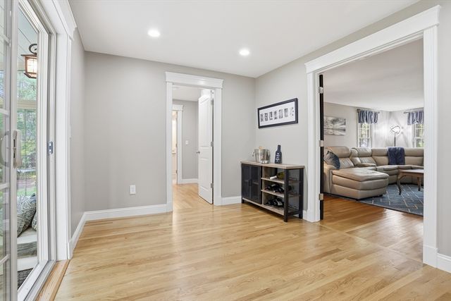 46 Hayden Lane, Bedford, MA 01730