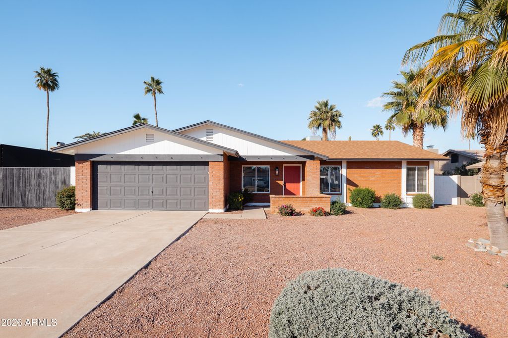 4916 E PERSHING Avenue, Scottsdale, AZ 85254