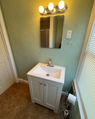 30 Academy Hill Rd 3, Boston, MA 02135