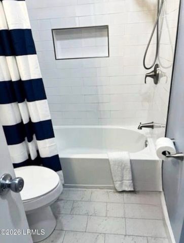40 Folly Field Rd Apt C229, Hilton Head Island, SC 29928