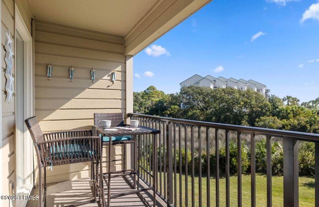 40 Folly Field Rd Apt C229, Hilton Head Island, SC 29928